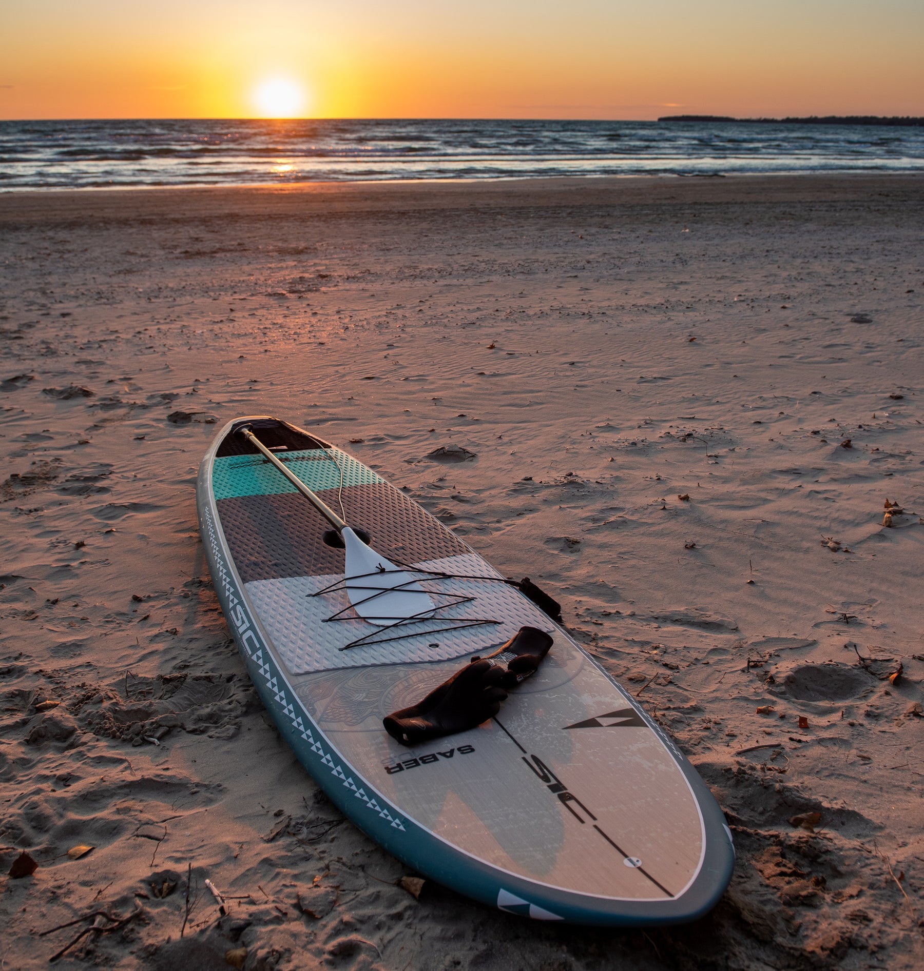 STAND UP PADDLE BOARD LESSONS